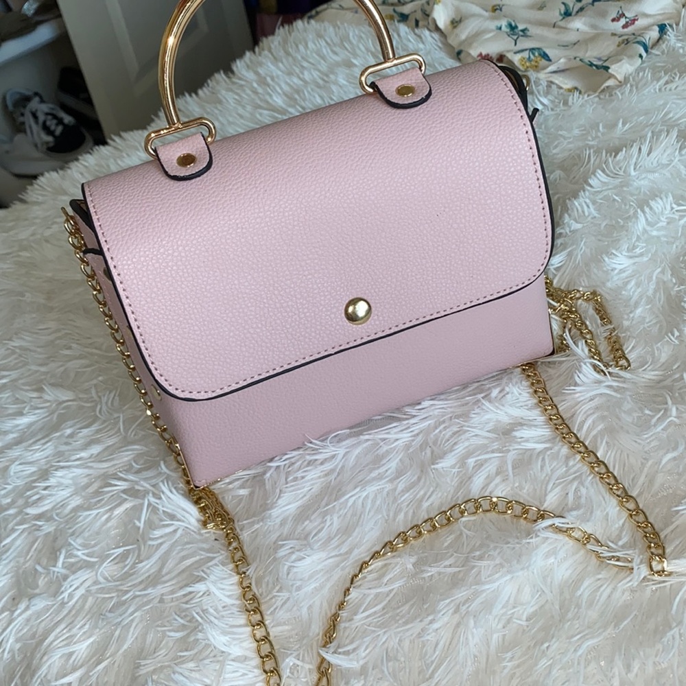 NEW 2 in one crossbody/handbag
